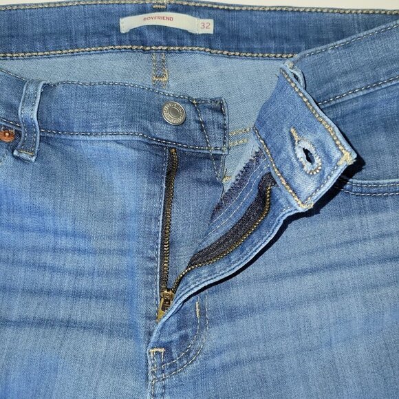 Levi's Boyfriend Mid Rise Women's Jeans Denim Medium Wash 32x27 - Picture 7 of 13